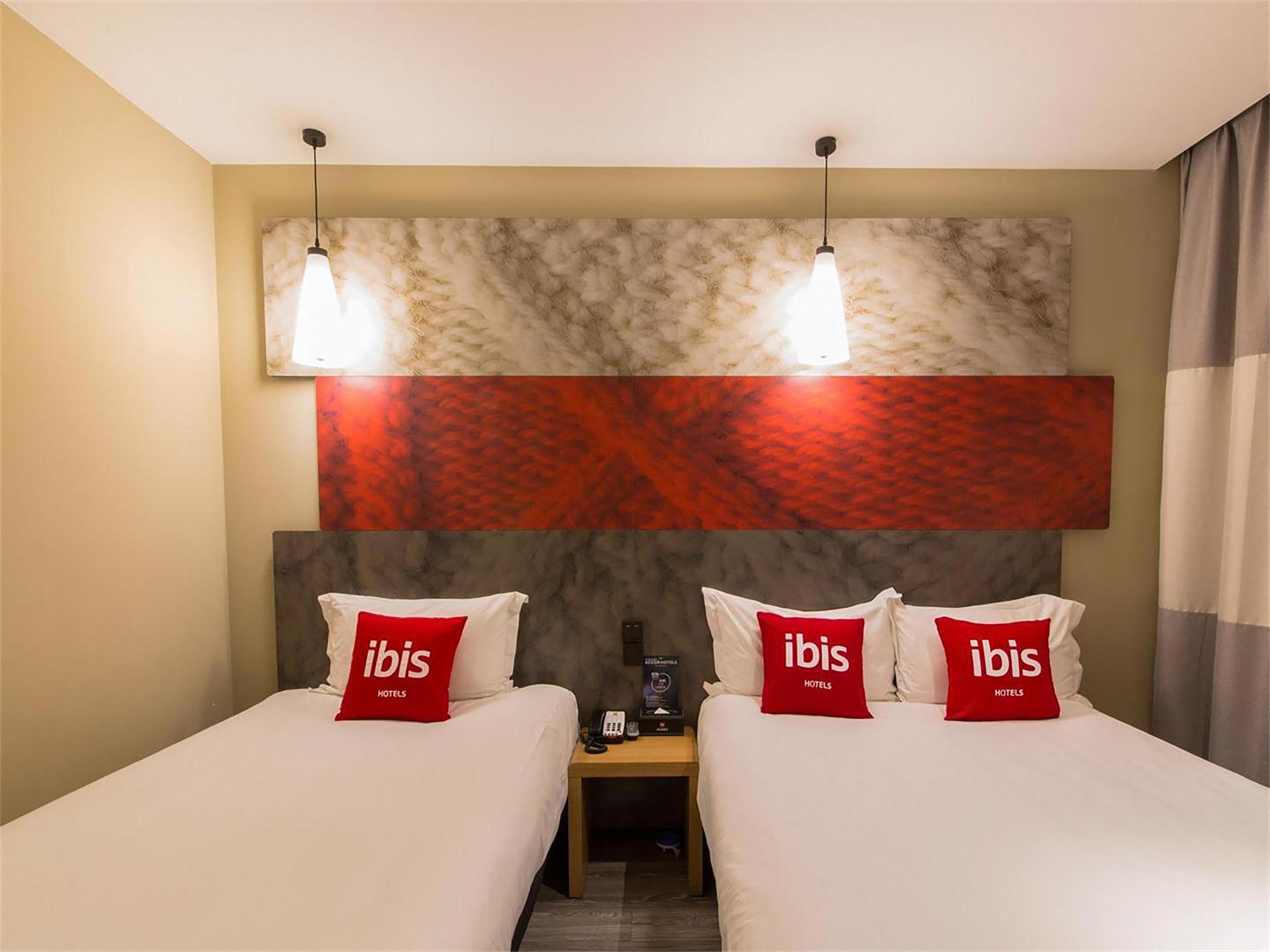 Ibis Lanzhou Wuquan Square Hotel Exterior foto