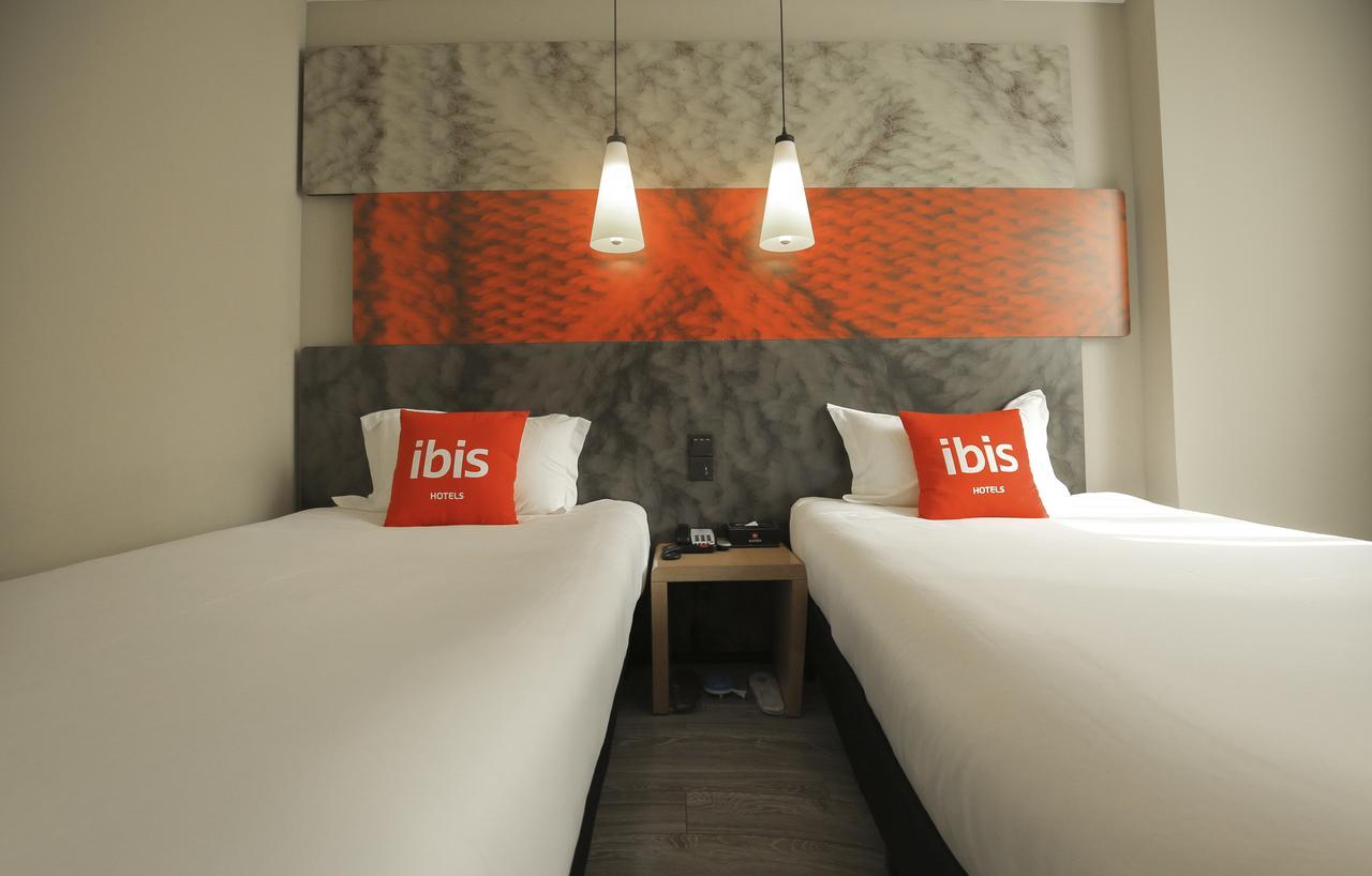 Ibis Lanzhou Wuquan Square Hotel Exterior foto